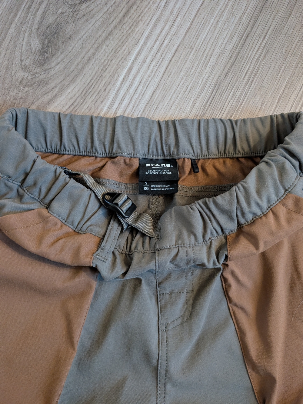 prAna Stretch Zion Convertible Hiking Pants Size Small - Picture 3 of 7